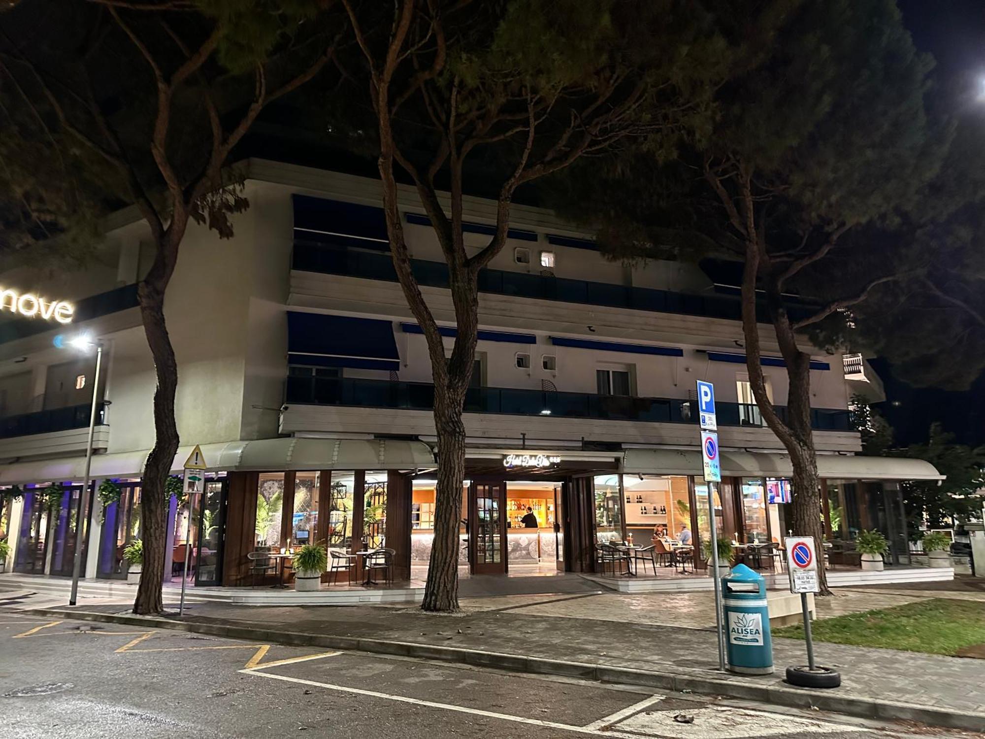 Dolcevita Park & Included