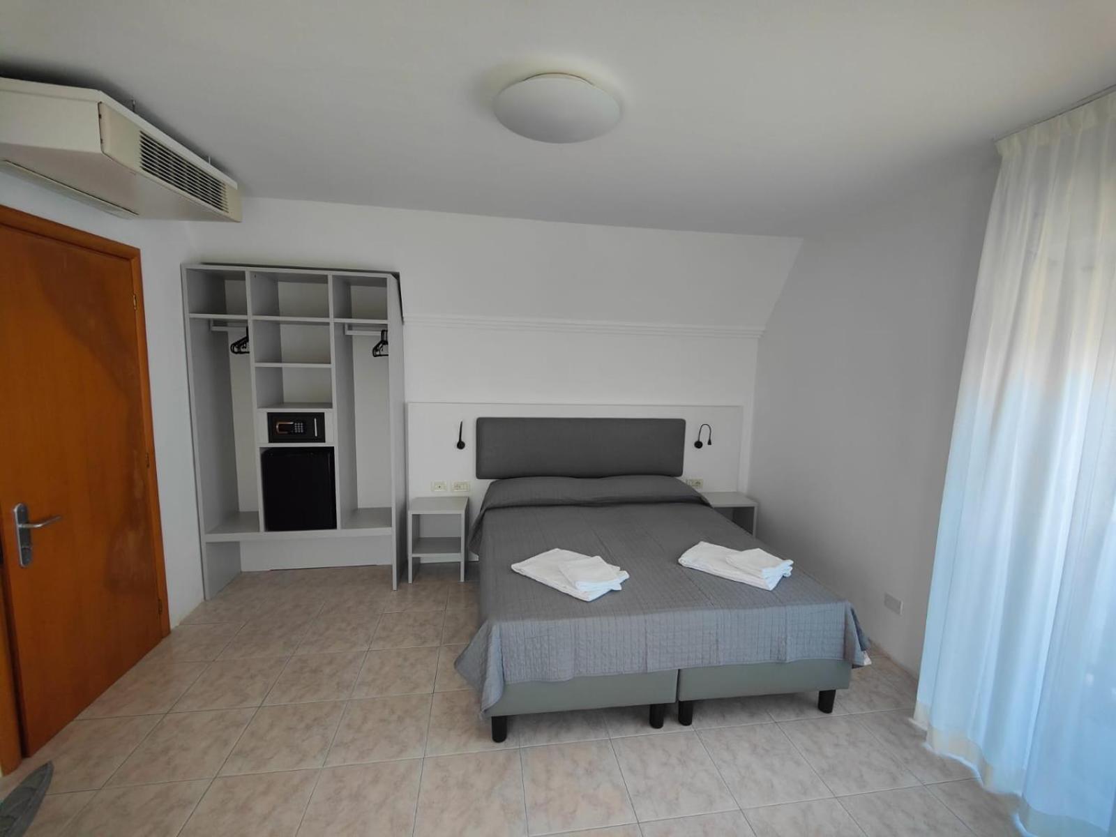 Hotel Astromare 3*