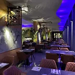 Dolcevita Park & Included